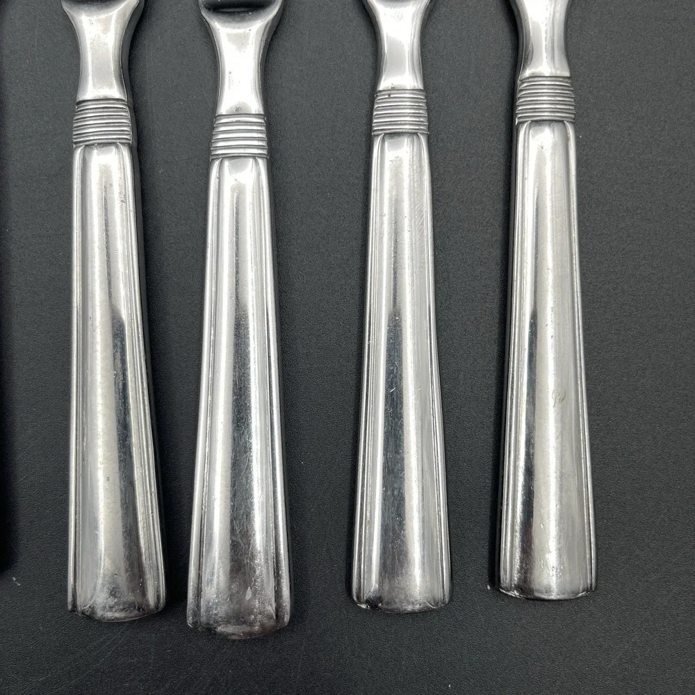 Pfaltzgraff Kenilworth Flatware Lot 7 Dinner Knives Stainless China
